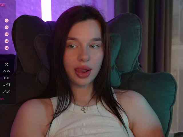 _Polly_ webcam