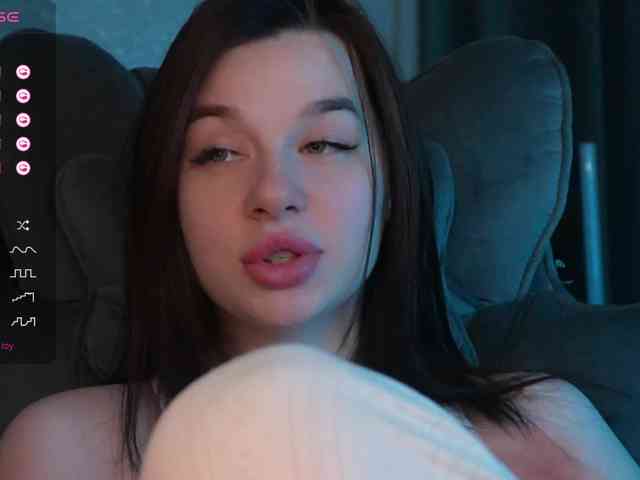 _Polly_ webcam