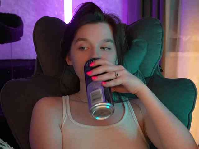 _Polly_ webcam