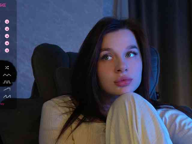 _Polly_ webcam