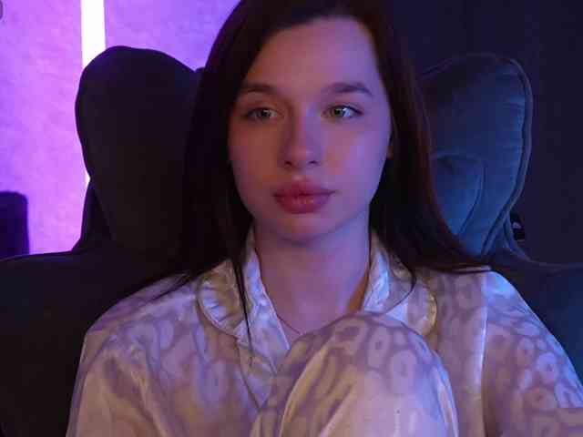 _Polly_ webcam