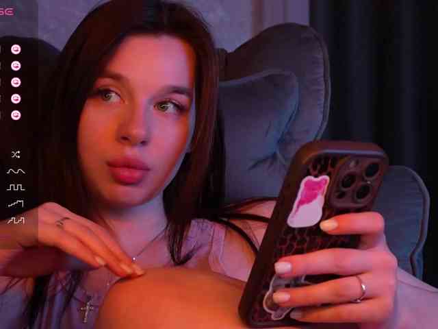 _Polly_ webcam