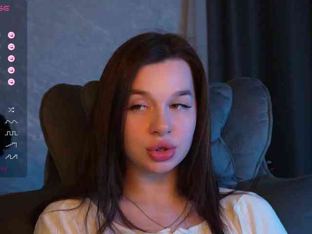 Модель: _Polly_