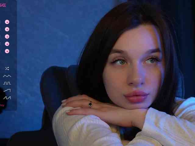 _Polly_ webcam