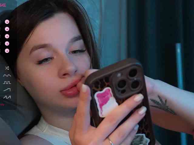 _Polly_ webcam
