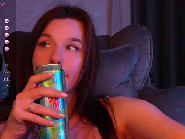 _Polly_ webcam