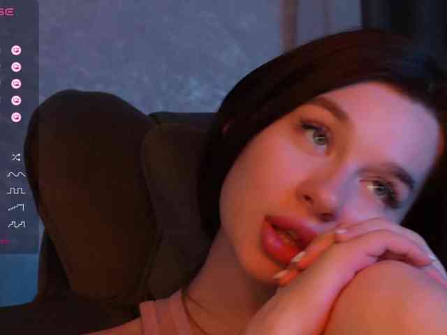 _Polly_ webcam
