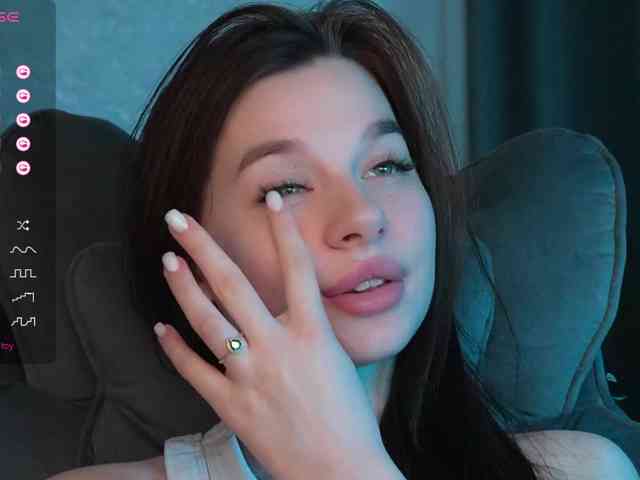 _Polly_ webcam