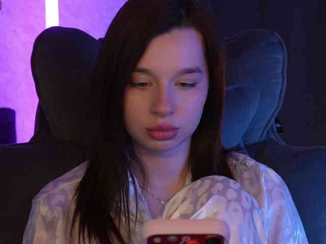 _Polly_ webcam
