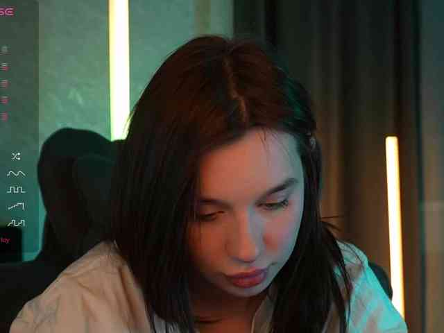 _Polly_ webcam