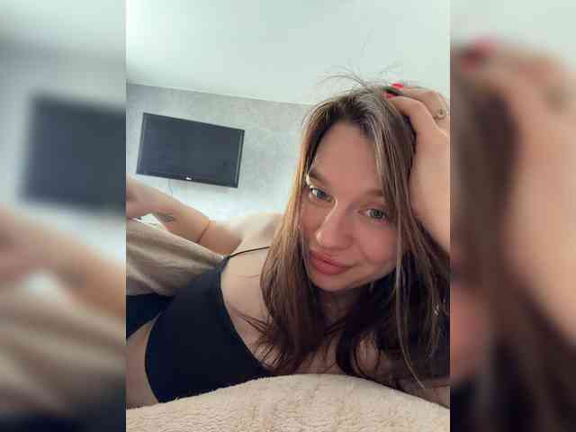 _Polly_ webcam