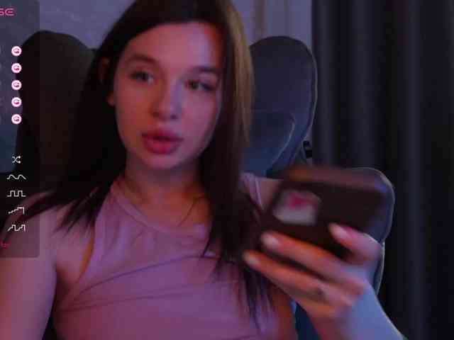 _Polly_ webcam