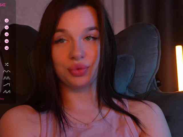 _Polly_ webcam
