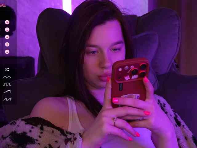_Polly_ webcam