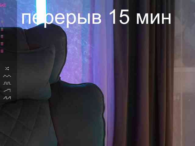 _Polly_ webcam