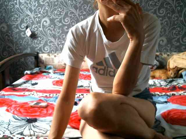 Carolly_ webcam