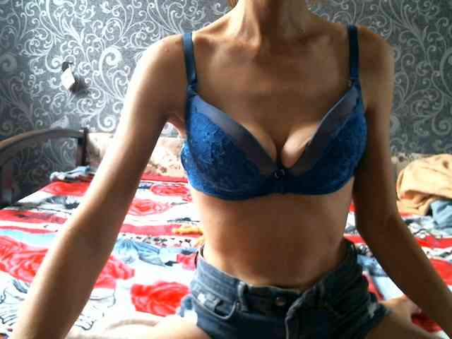 Carolly_ webcam