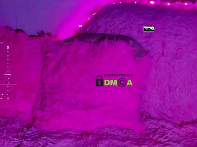 -roxy-a live cam on BongaCams