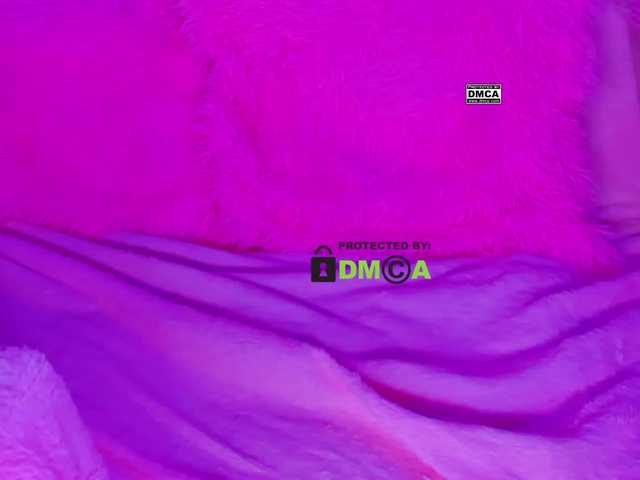 go to chat with -roxy-
