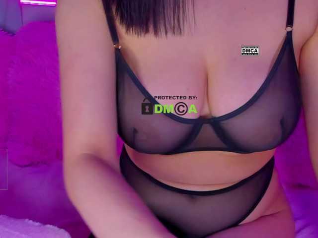 -roxy-a's BongaCams show and profile