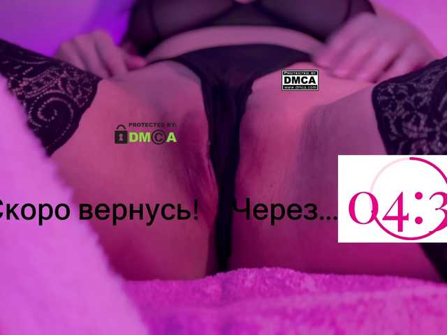 -roxy-a live cam on BongaCams