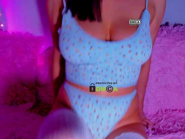 -roxy- live webcam show