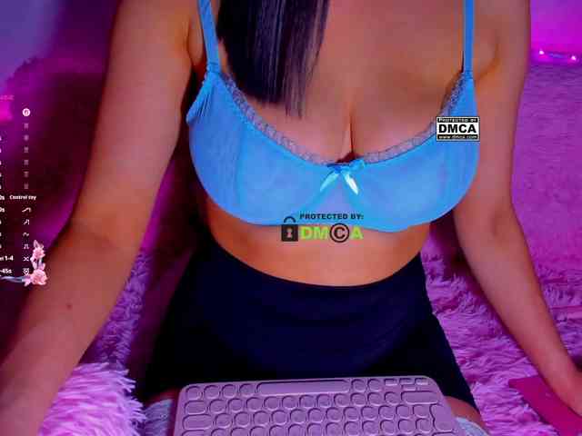 -roxy- webcam