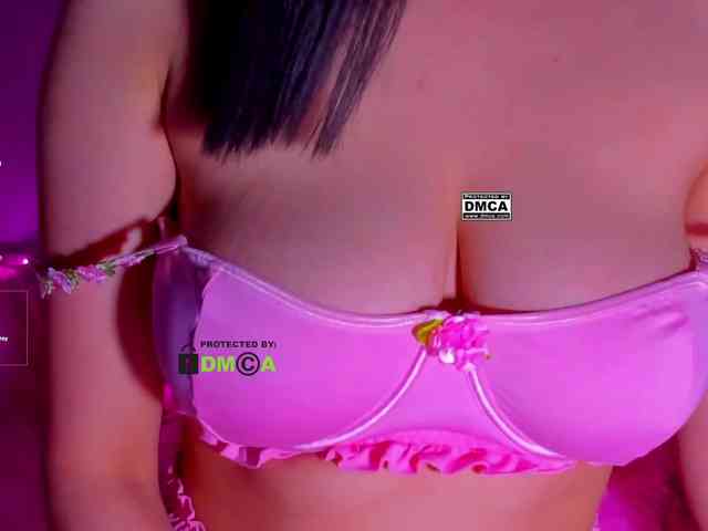 PinkRoxy webcam