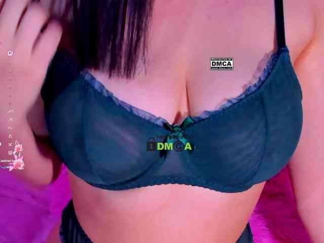 PinkRoxy webcam