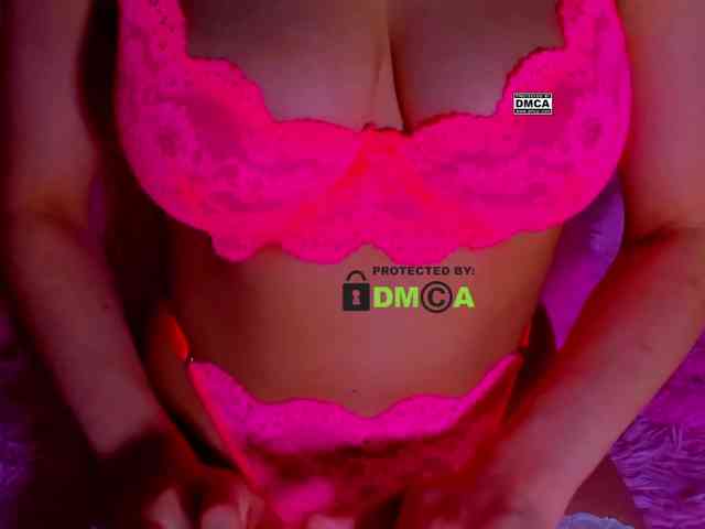 モデル: -roxy-