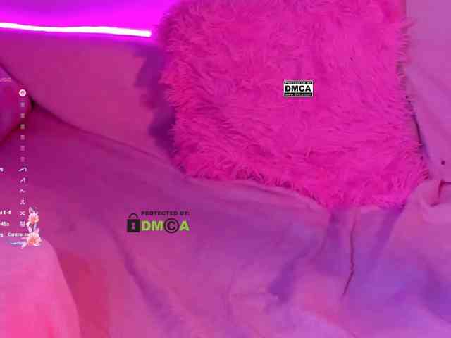 PinkRoxy webcam