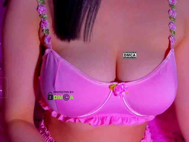 PinkRoxy webcam
