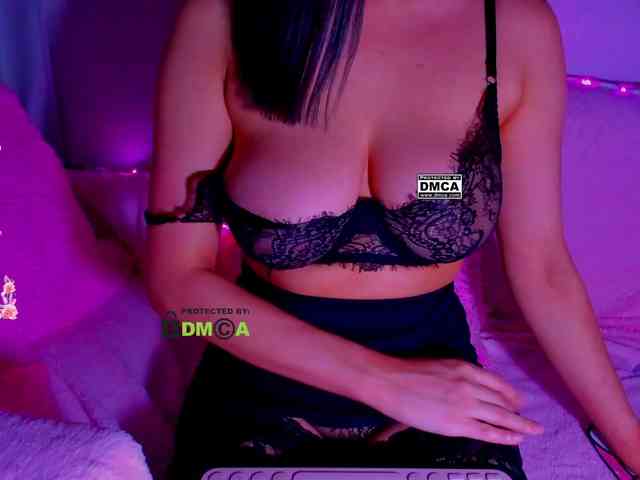 PinkRoxy webcam
