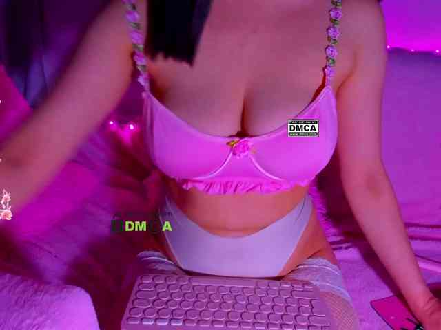 PinkRoxy webcam
