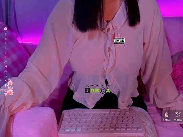 PinkRoxy
