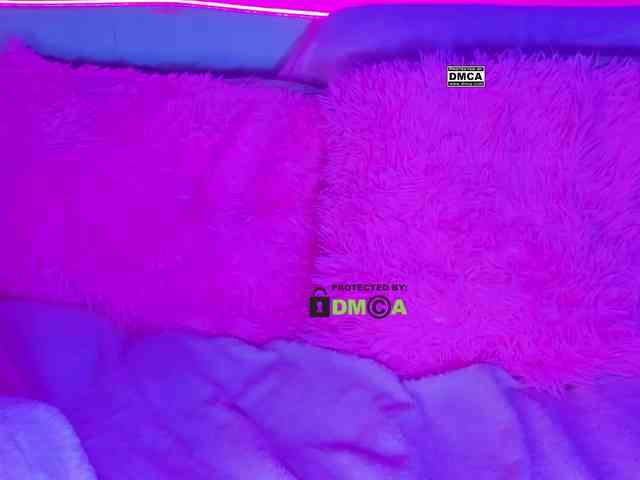 -roxy- webcam