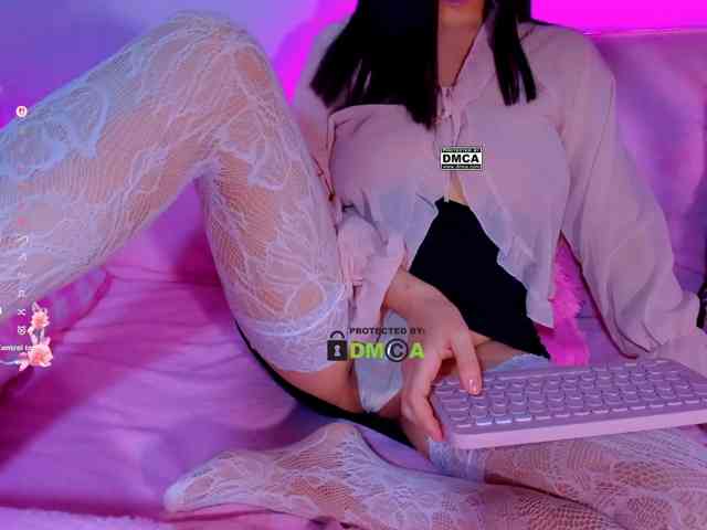 PinkRoxy webcam