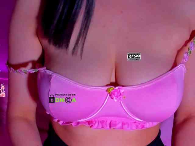 PinkRoxy webcam