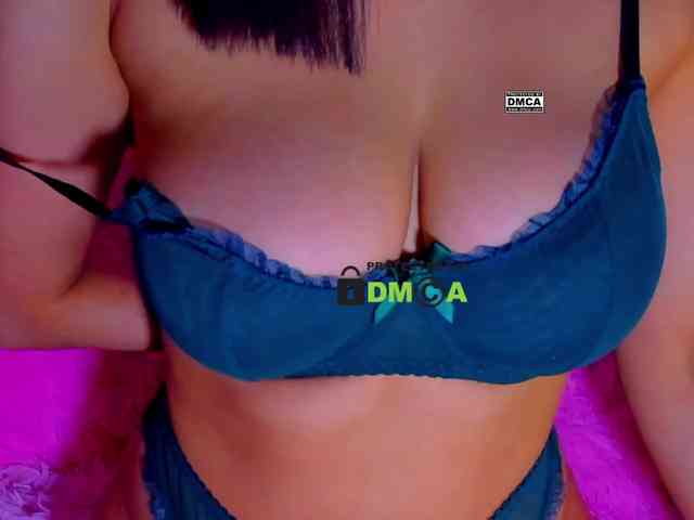 -roxy- webcam