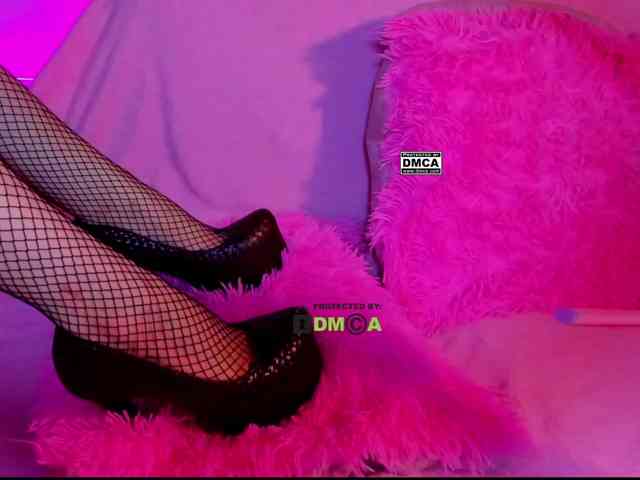 PinkRoxy webcam