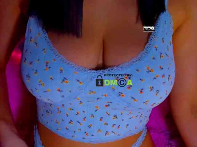 -roxy- webcam
