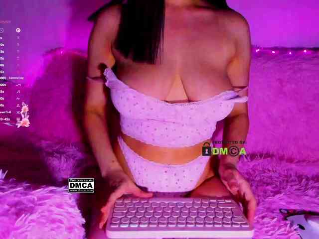 -roxy- webcam