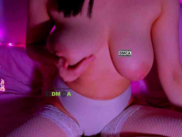 PinkRoxy webcam