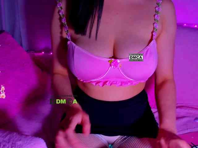 PinkRoxy webcam