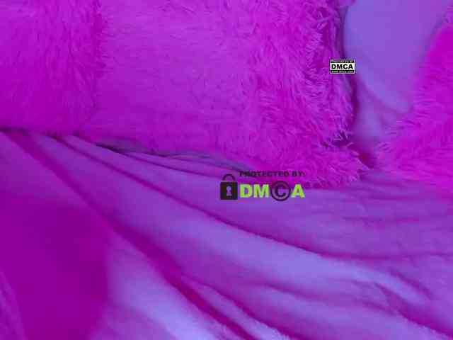 -roxy- webcam