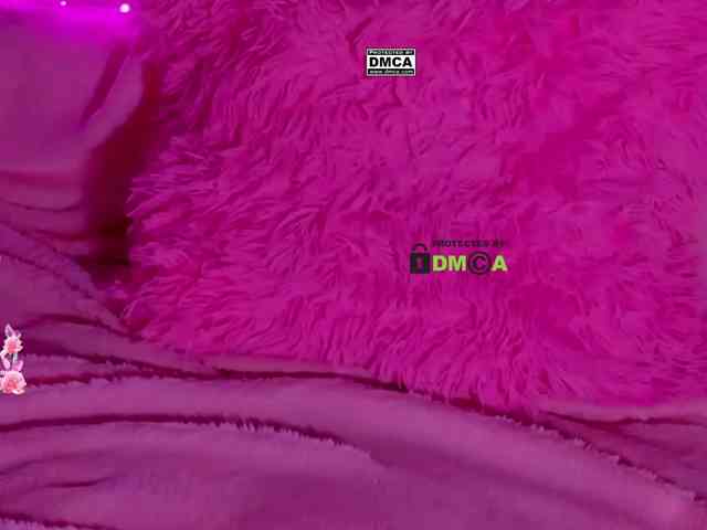 PinkRoxy webcam