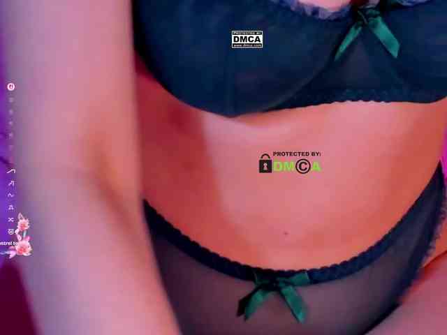 PinkRoxy webcam
