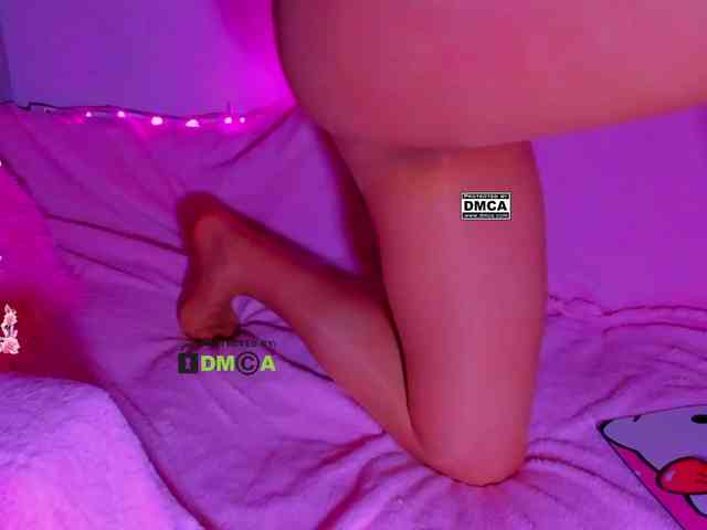 PinkRoxy webcam