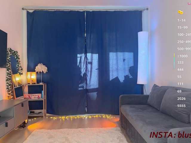 BlushMikki live cam on BongaCams