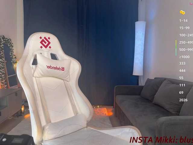 blushmikki live sex show